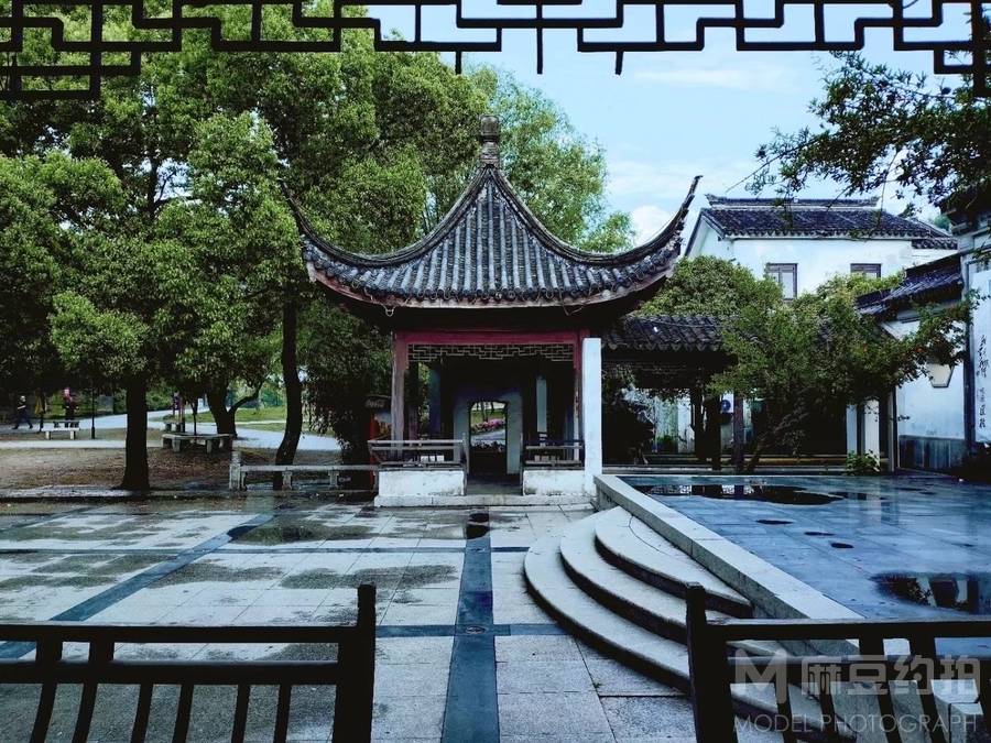 纪实模特