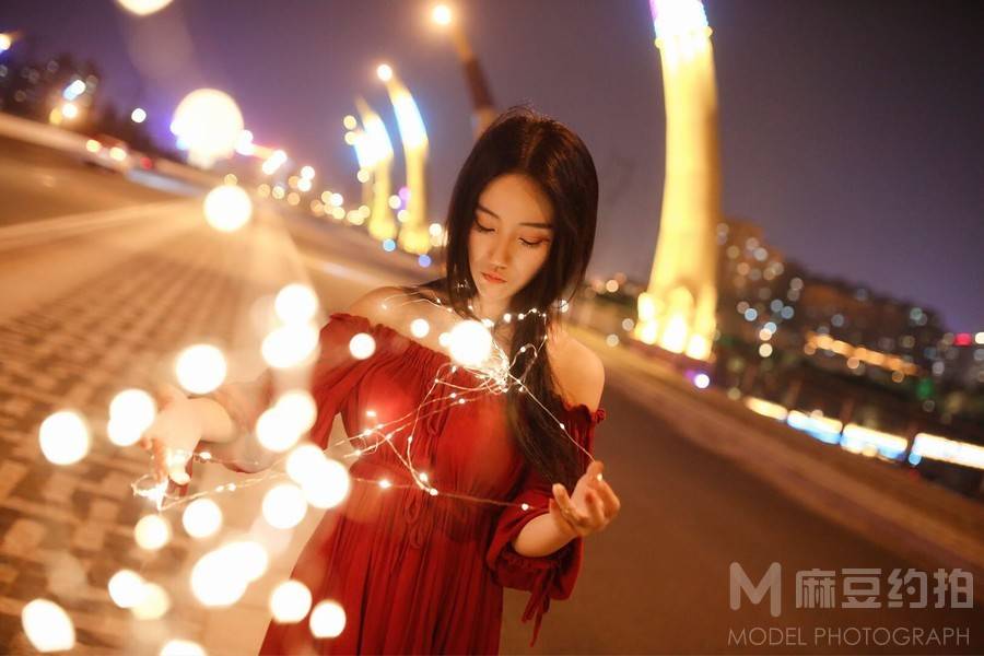 夜景模特
