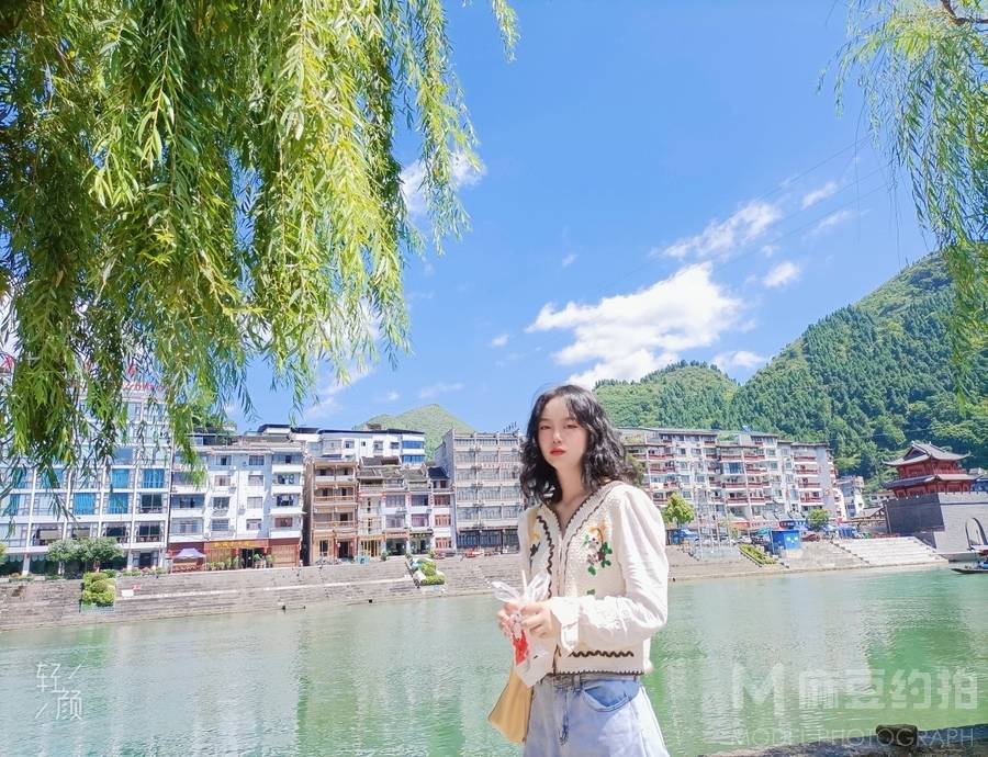 清新模特
