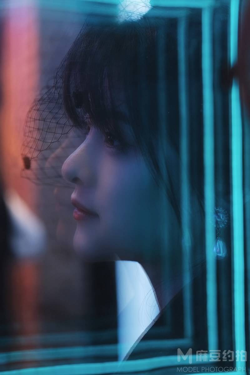 夜景模特