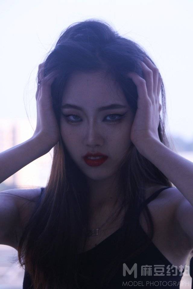 暗黑模特