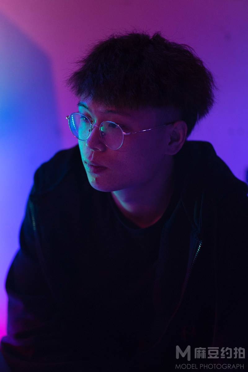 夜景模特