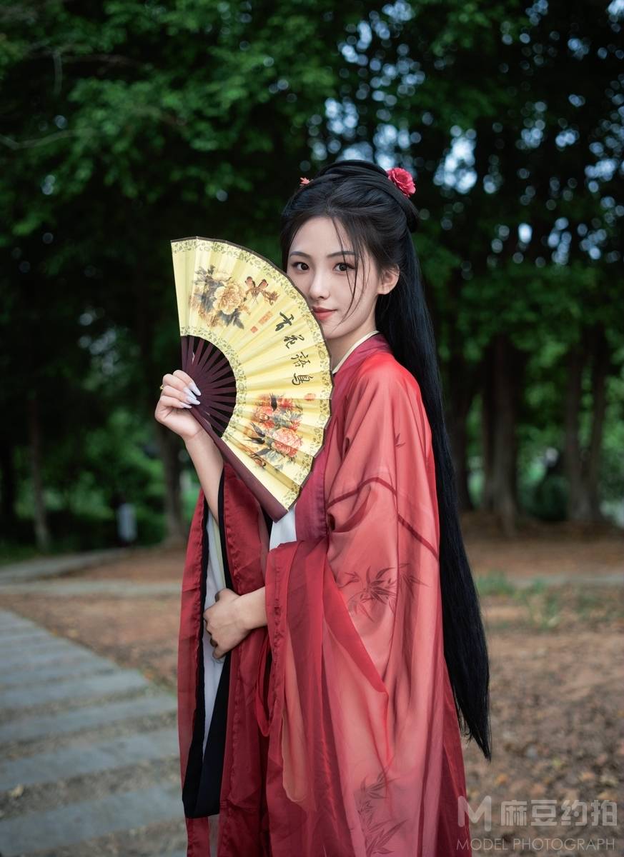 清新模特