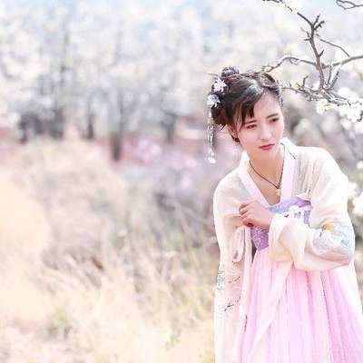 汉服模特