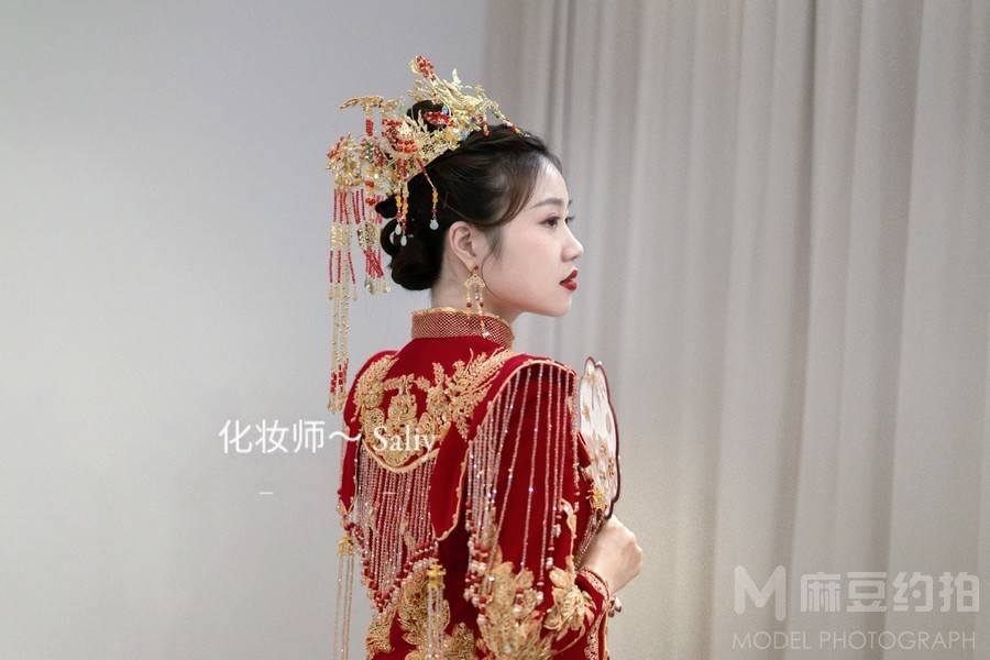 妆容模特