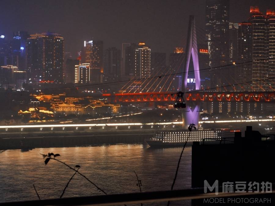 夜景模特