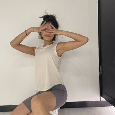 黑白模特