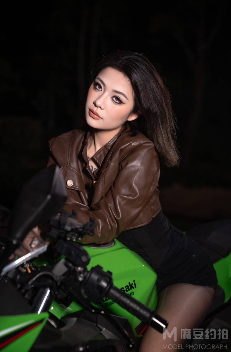 暗黑模特