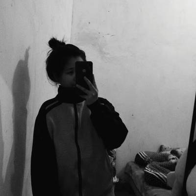 黑白模特