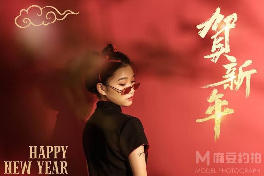 情绪模特
