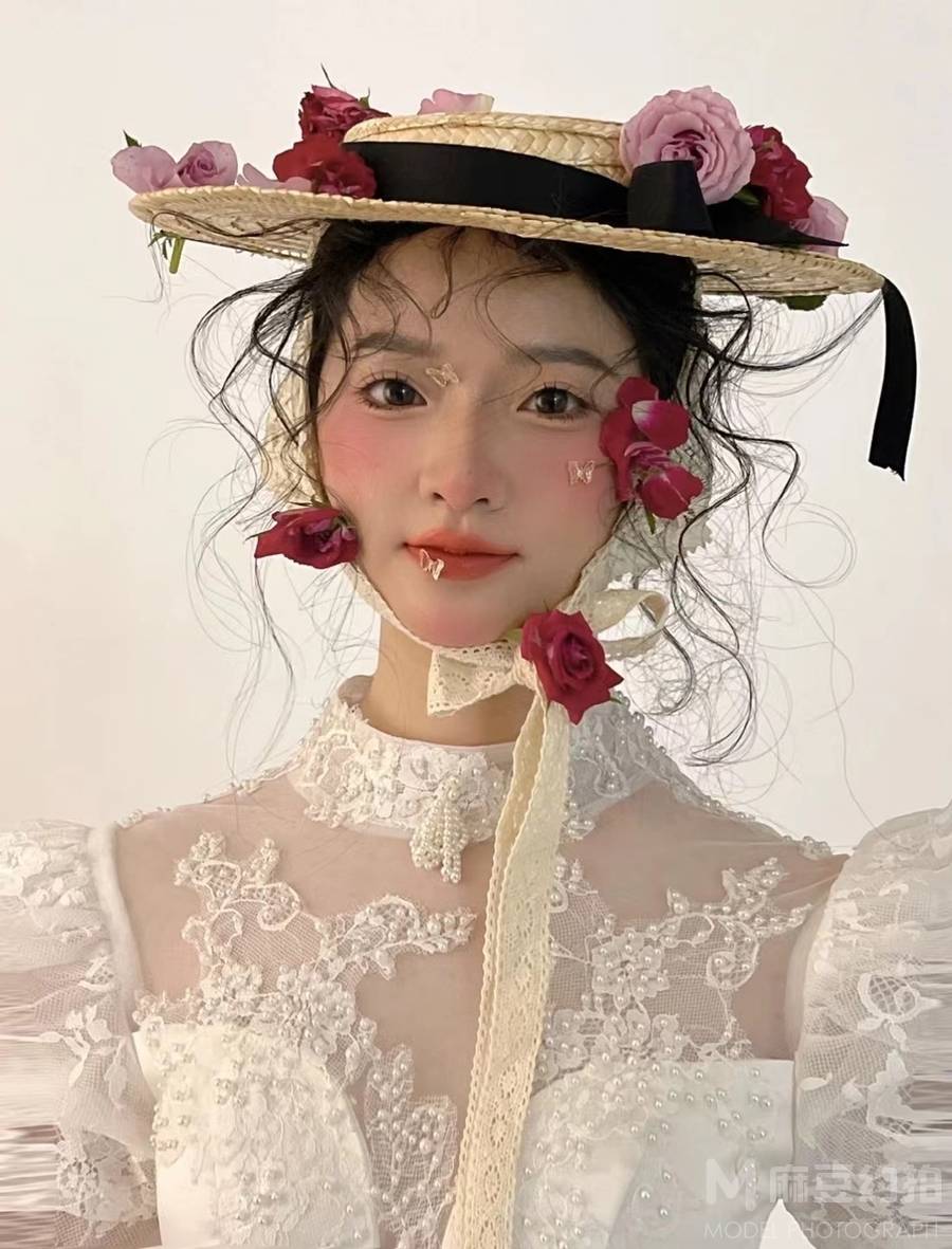 胶片模特