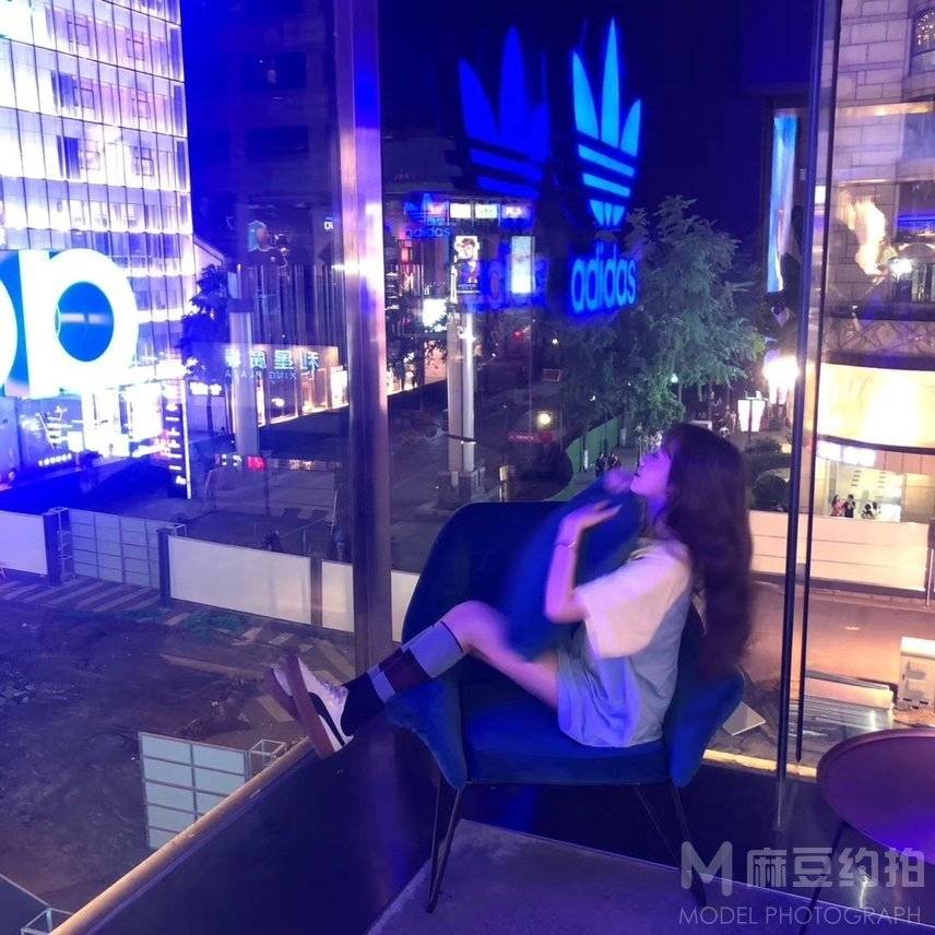清新模特