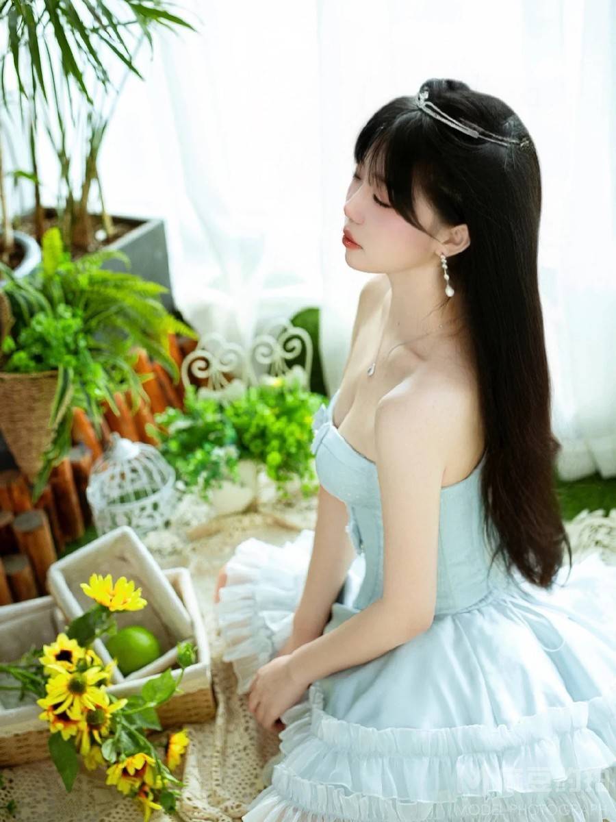 清新模特