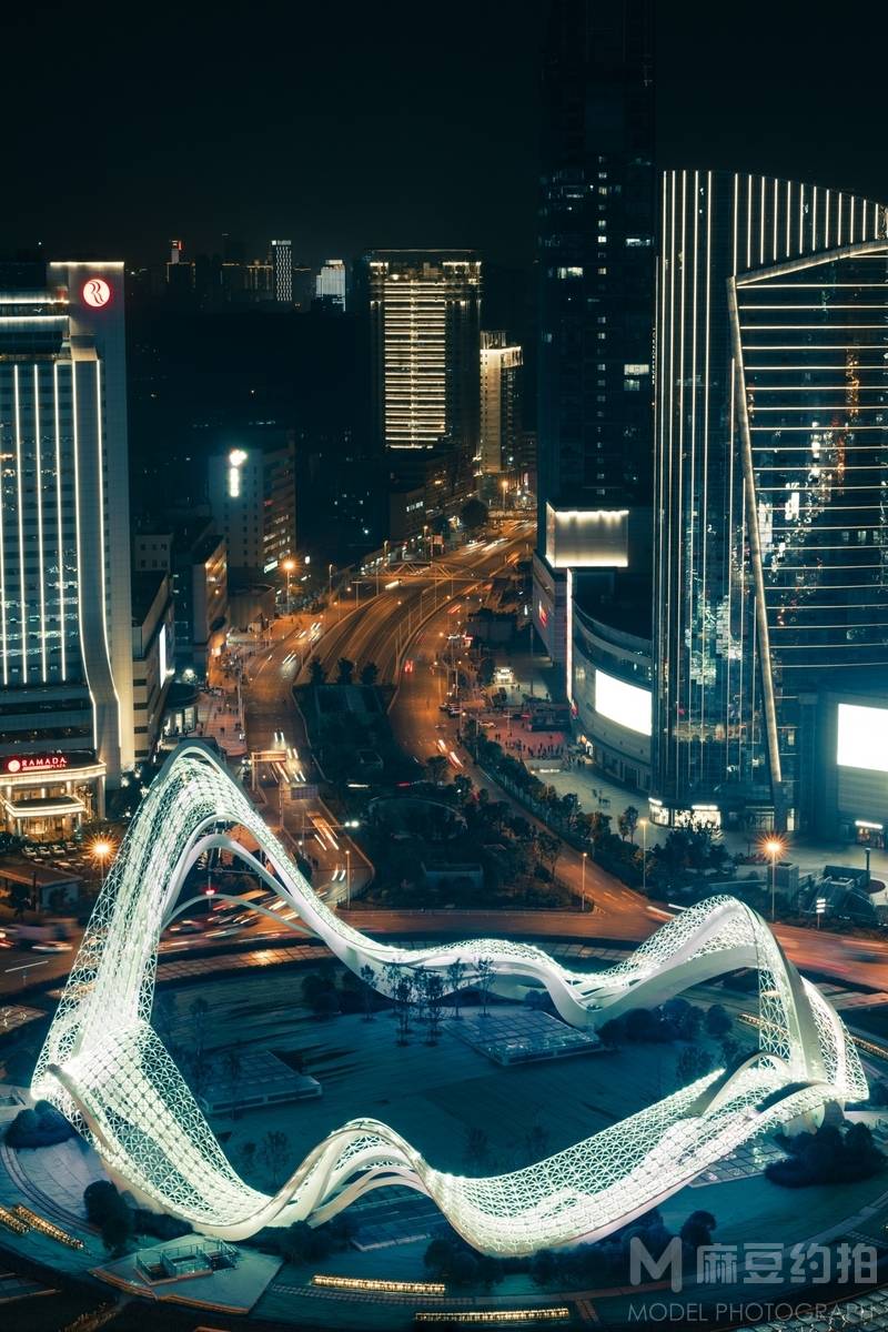 夜景模特