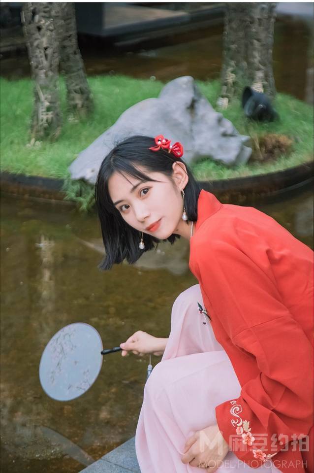 汉服模特