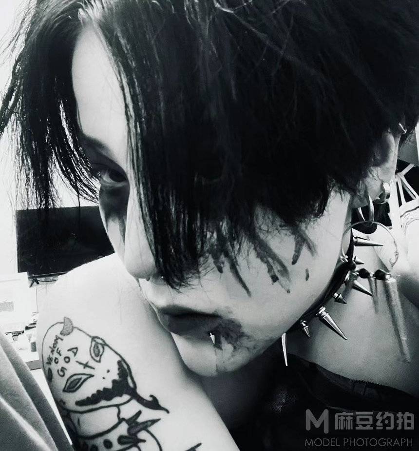 胶片模特