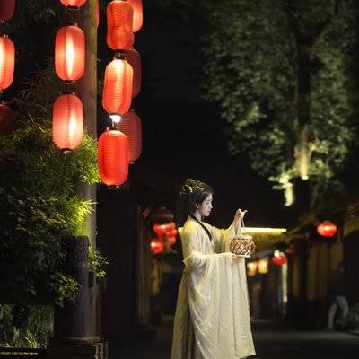 汉服模特
