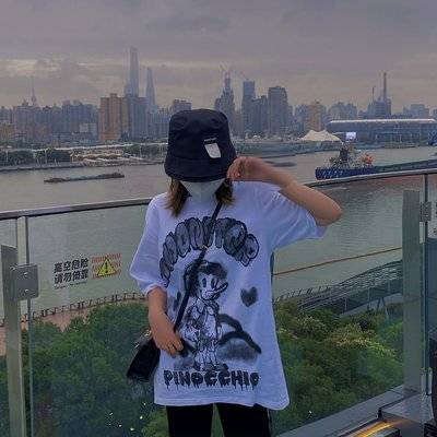 黑白模特