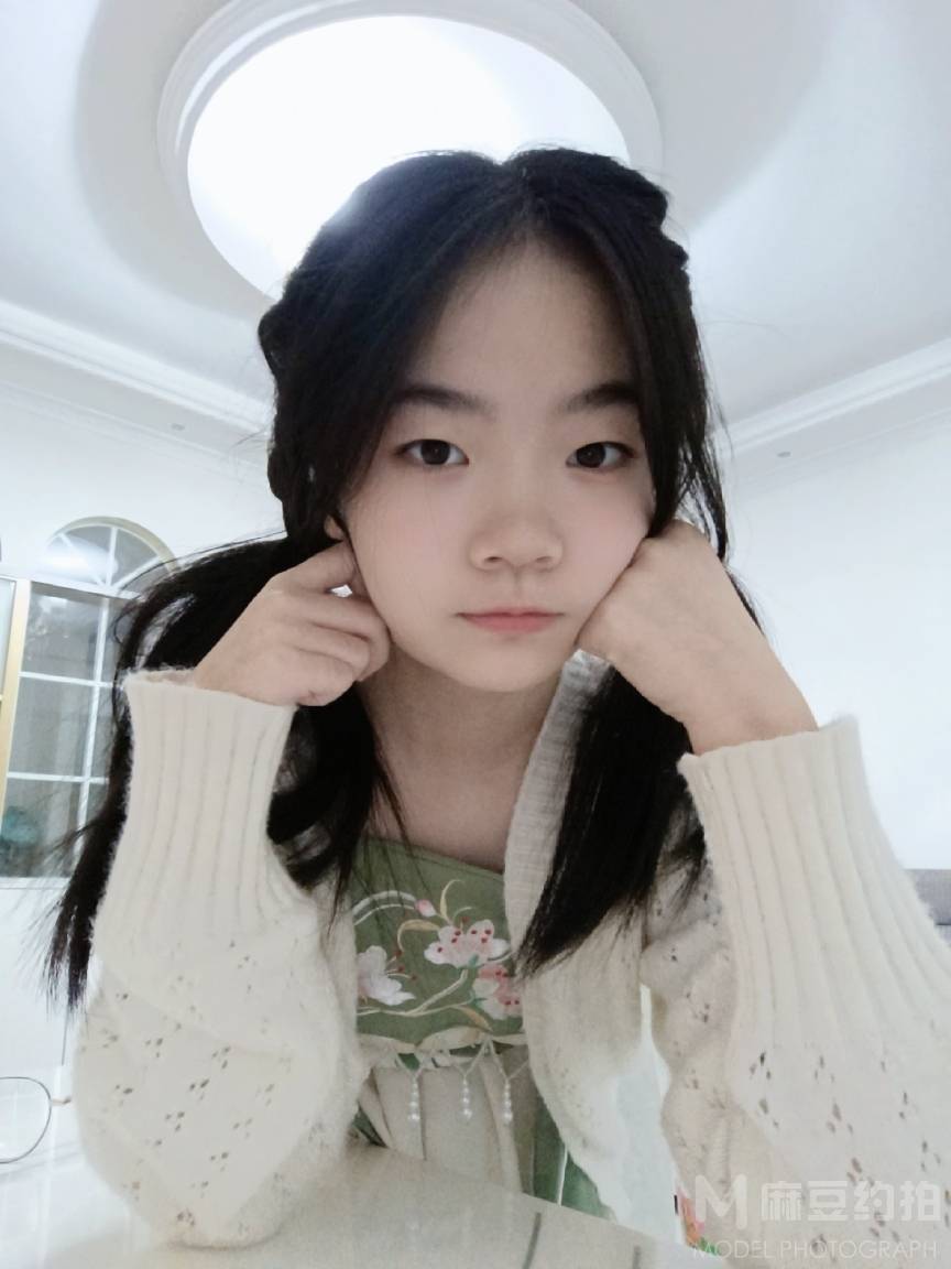 少女模特