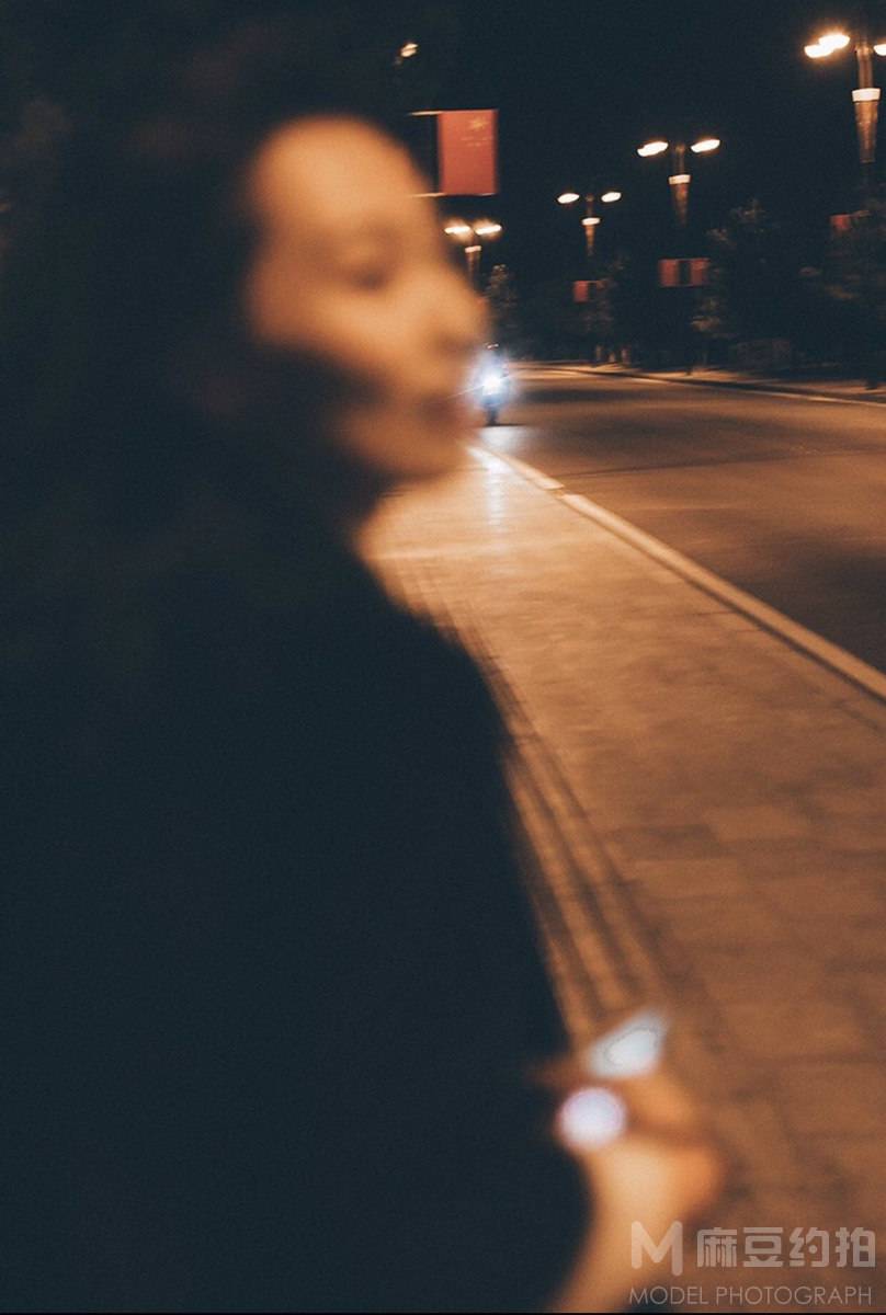 夜景模特