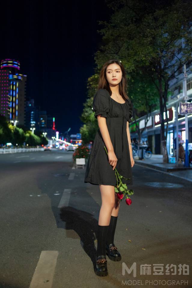 夜景模特