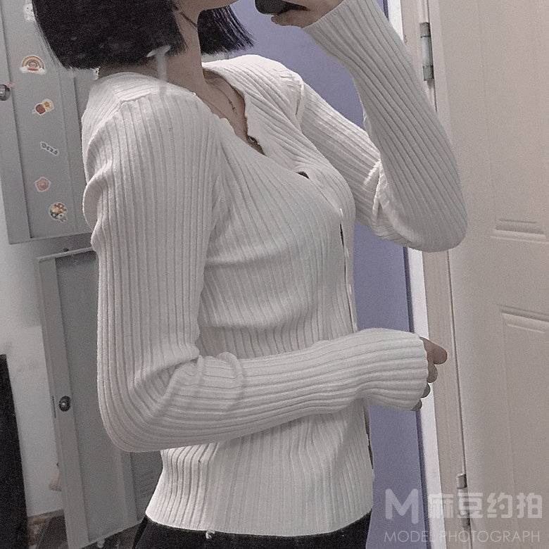 黑白模特
