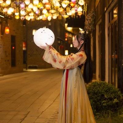 汉服模特
