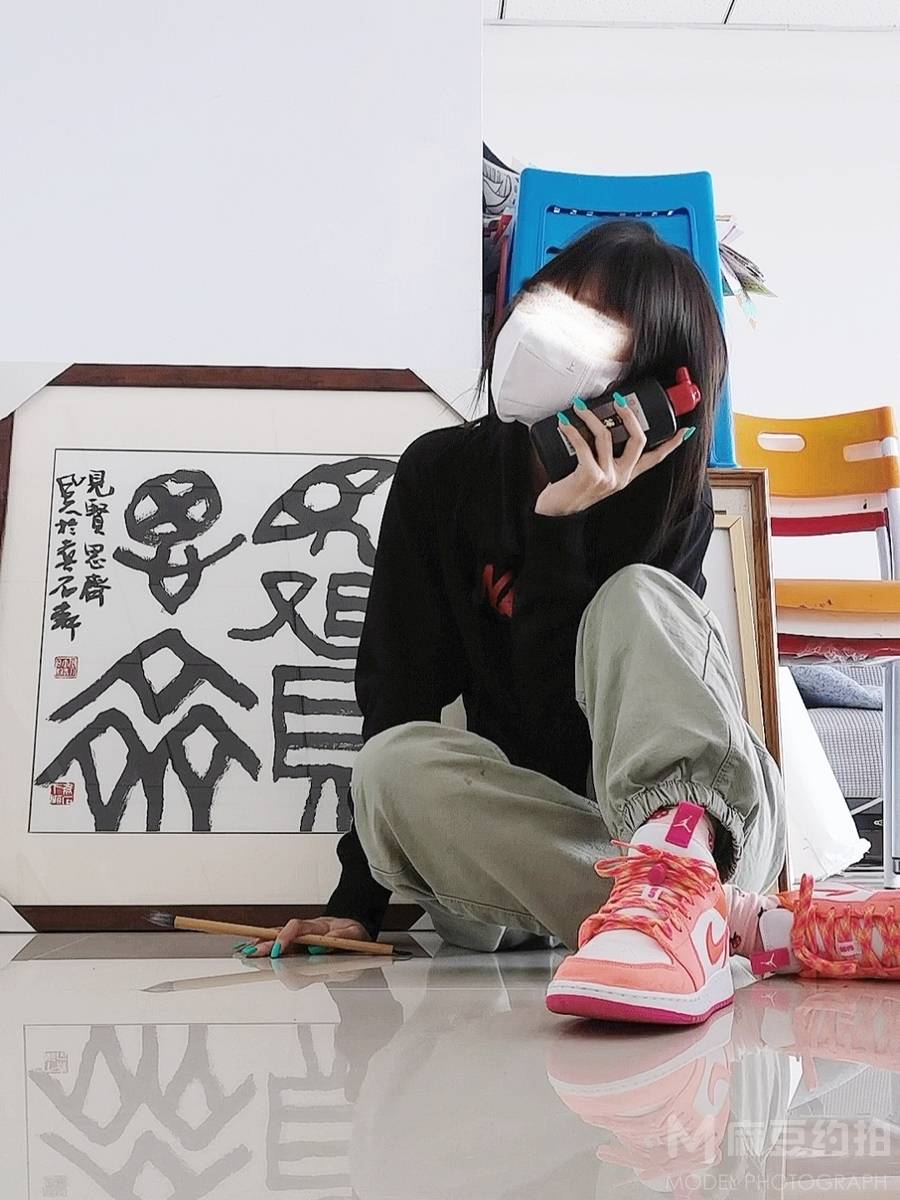 校园模特