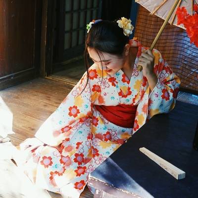 清新模特