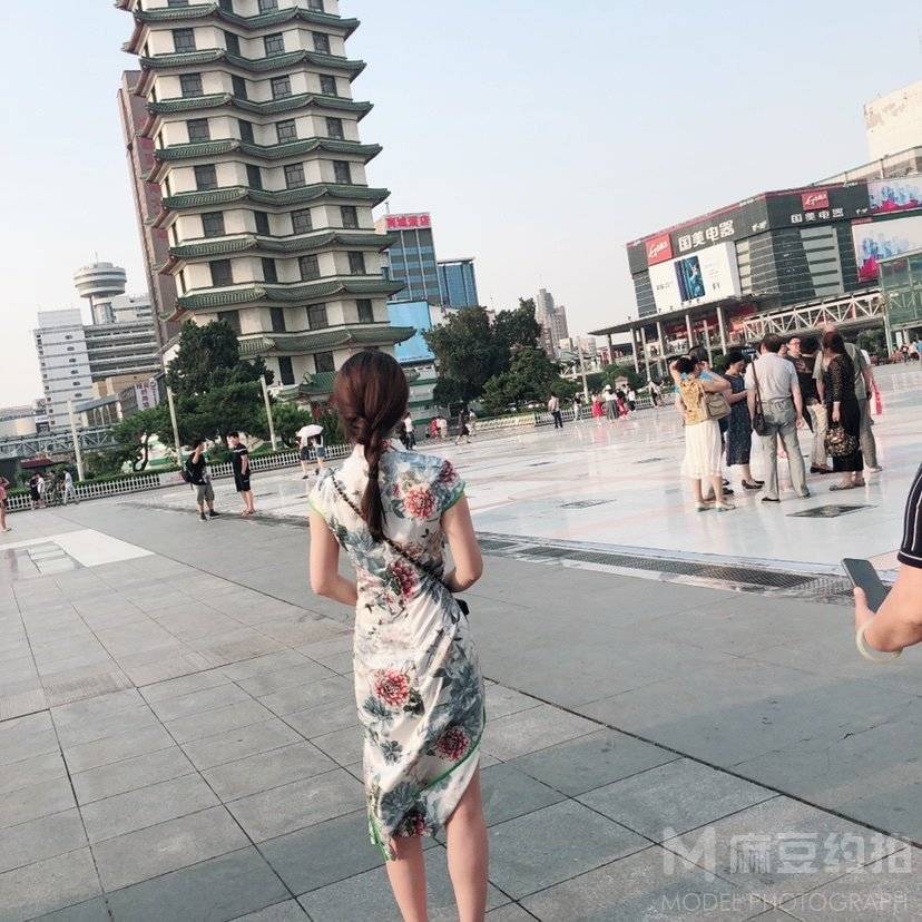 妆容模特