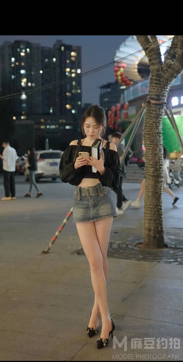 夜景模特