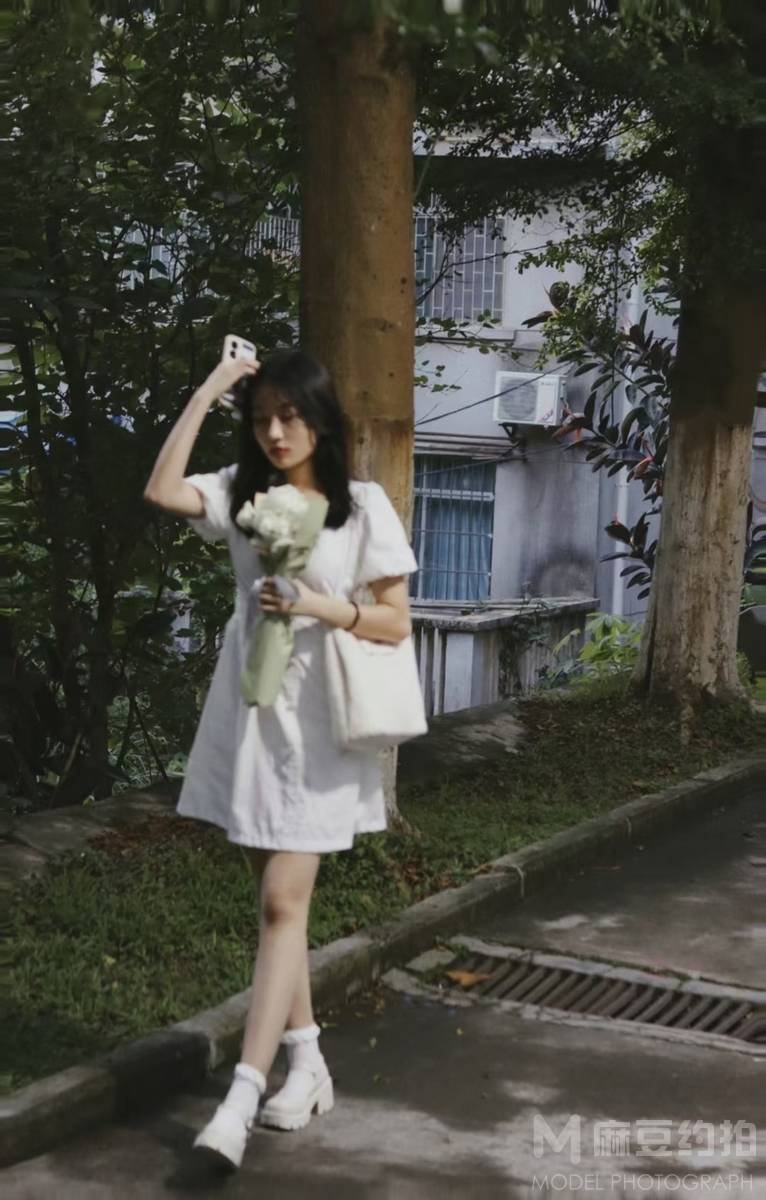 校园模特