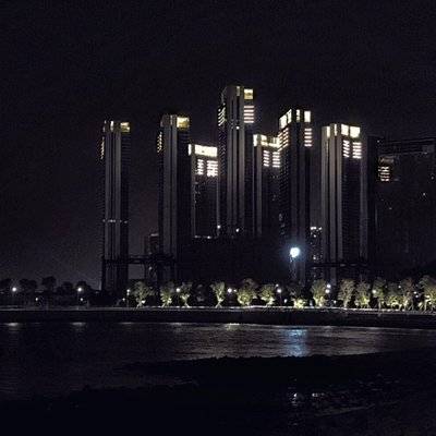 夜景模特