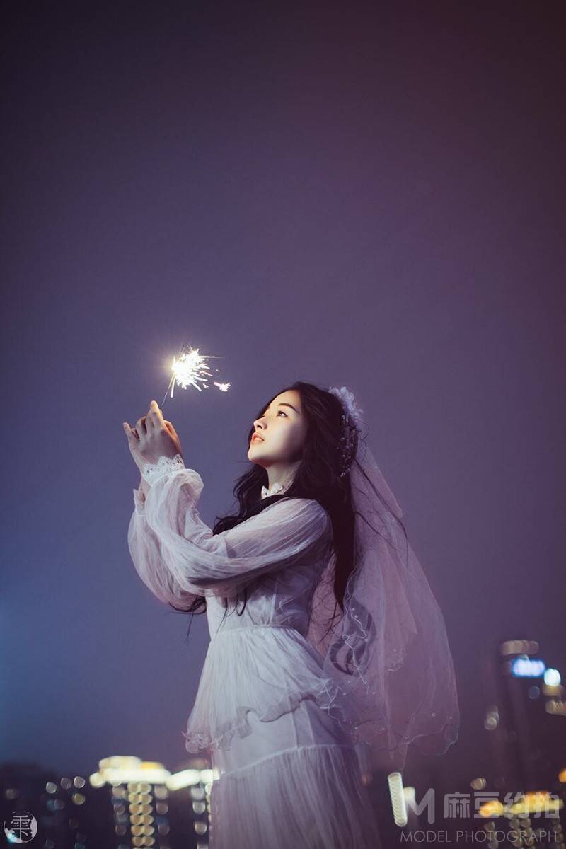 夜景模特