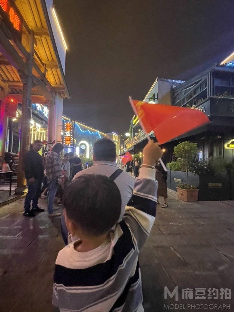 夜景模特