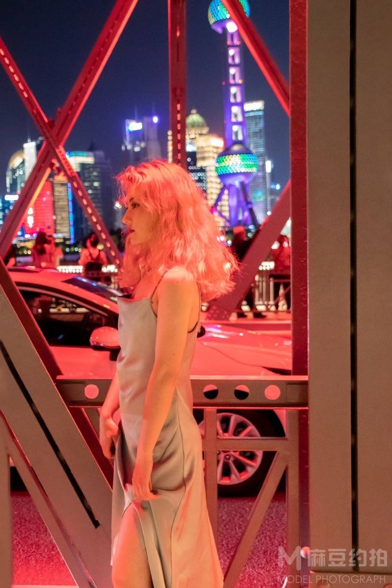 夜景模特