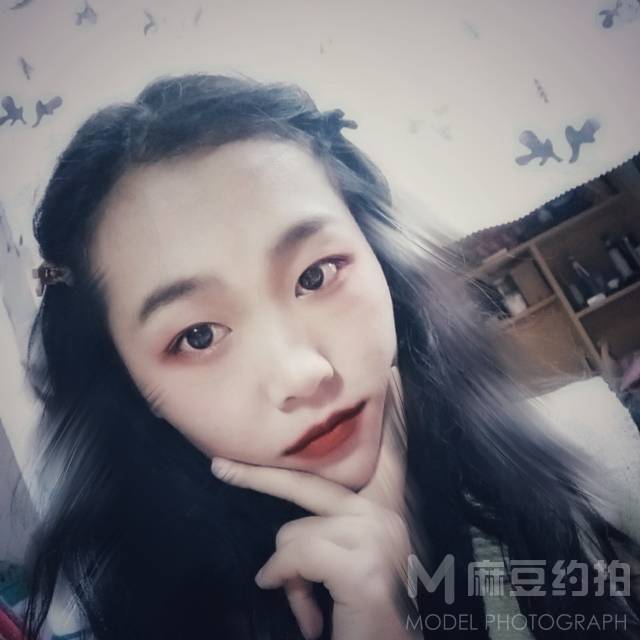 胶片模特