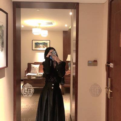 黑白模特