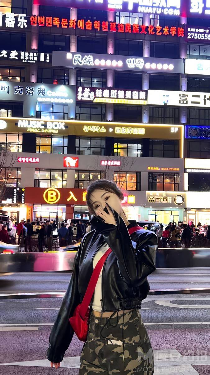 夜景模特