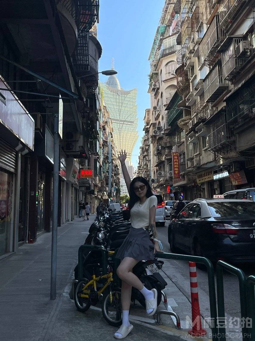 校园模特