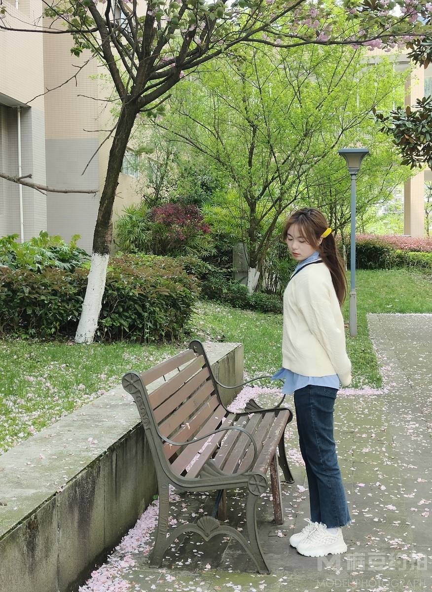 校园模特