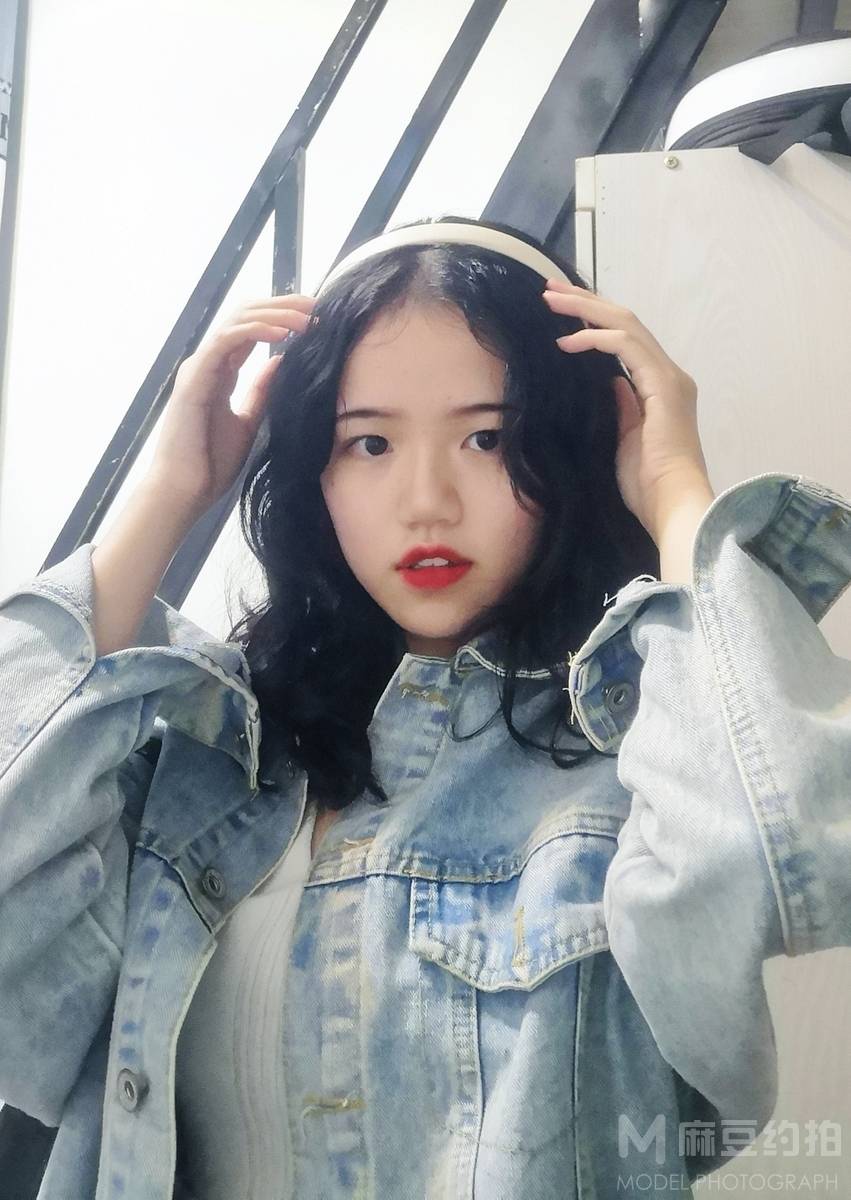 胶片模特