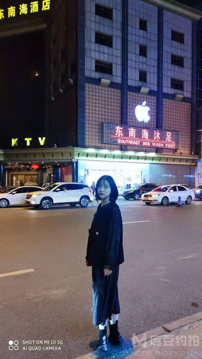 清新模特
