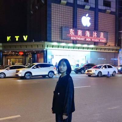 清新模特