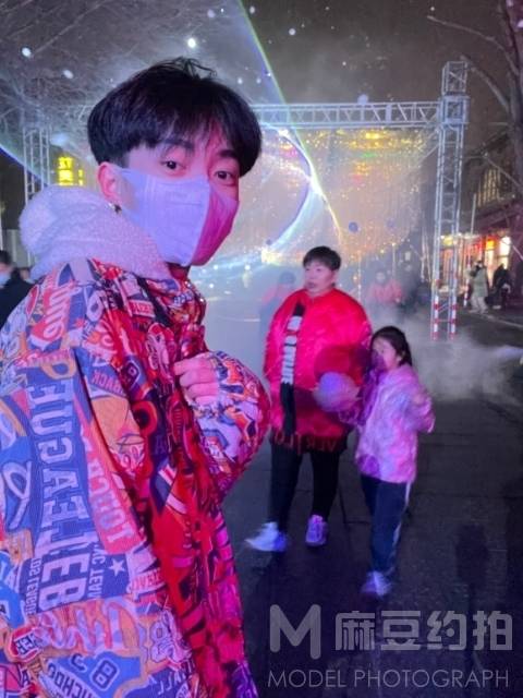 清新模特