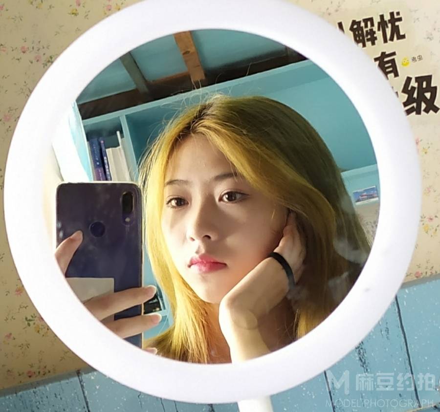 少女模特