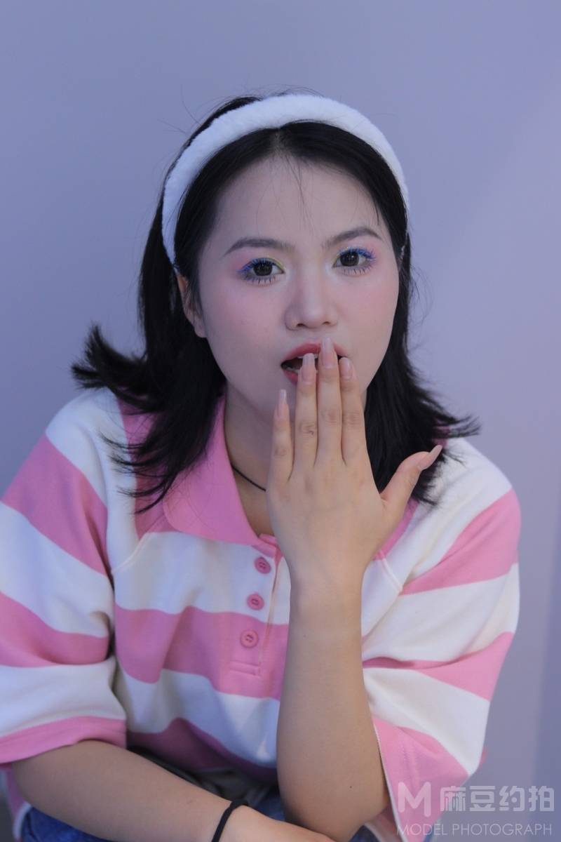 清新模特