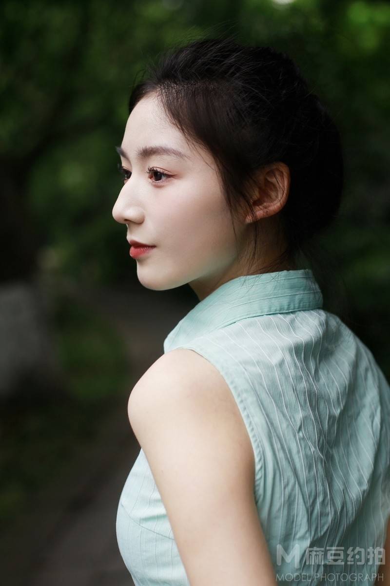 清新模特