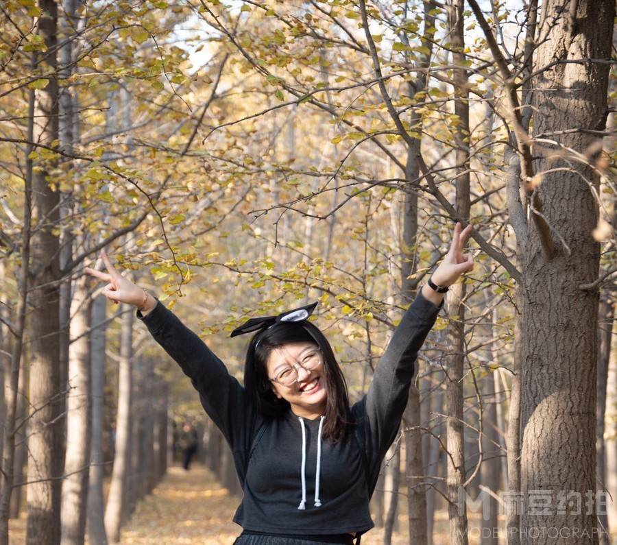 校园模特