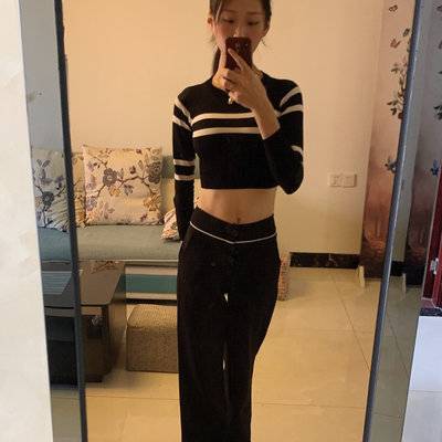 黑白模特